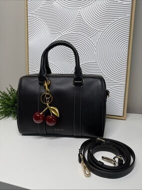 🎀 Radley Satchel Black Smooth Leather